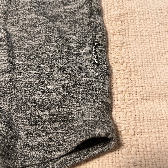 Volcom Sweater - Picture 5 of 5